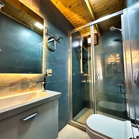 Hotel Tinos & Bag Evi 12 Yas Uestue Bozcaada
