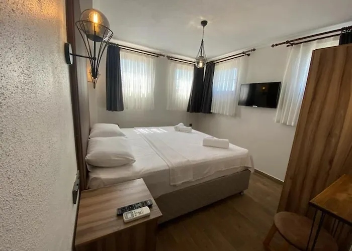 Tinos & Bag Evi 12 Yas Uestue