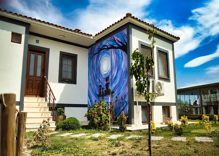 Hotel Tinos & Bag Evi 12 Yas Uestue