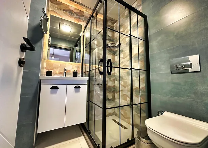 Tinos & Bag Evi 12 Yas Uestue Hotel *