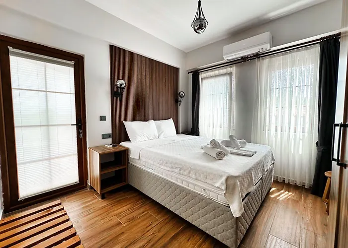 Tinos & Bag Evi 12 Yas Uestue