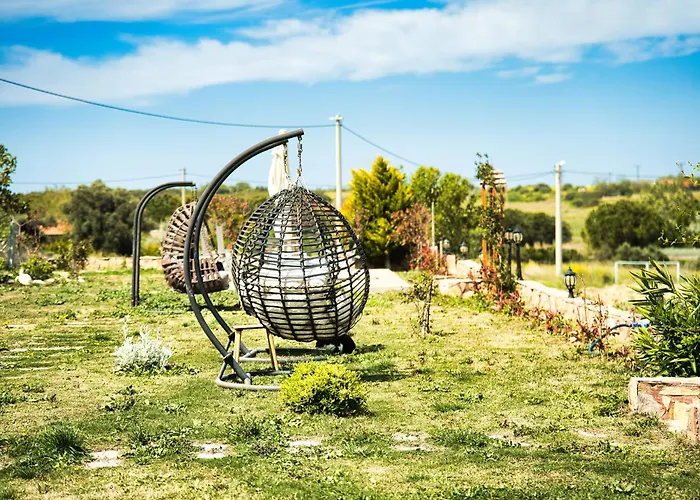 Hotel Tinos & Bag Evi 12 Yas Uestue