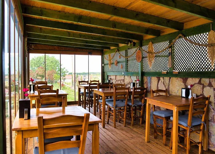 Tinos & Bag Evi 12 Yas Uestue Tenedos